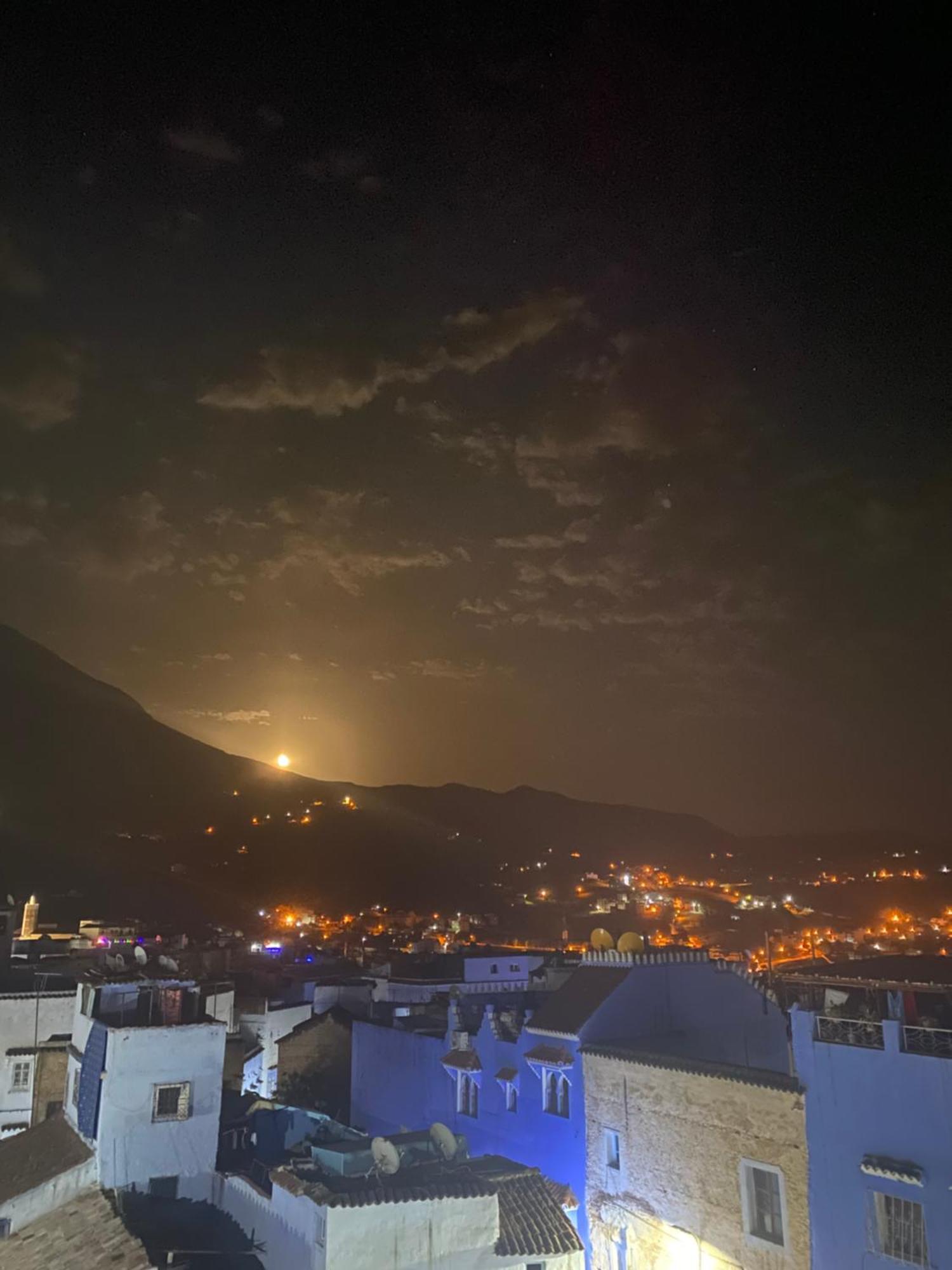 Hotel Sakura Chefchaouen Exterior photo